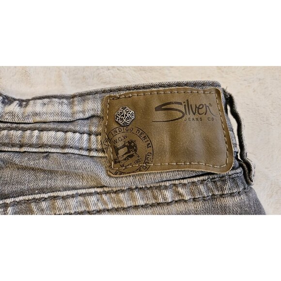 Silver Jeans Mid Rise Aiko Shorts Embroidered Stretch Denim Women's W29xL3 - Picture 6 of 12